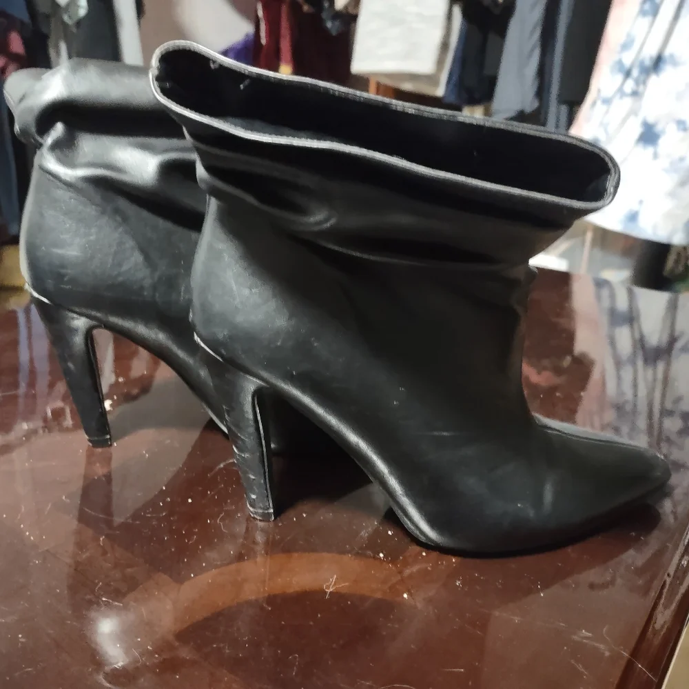 Booties - Picture 3 of 4